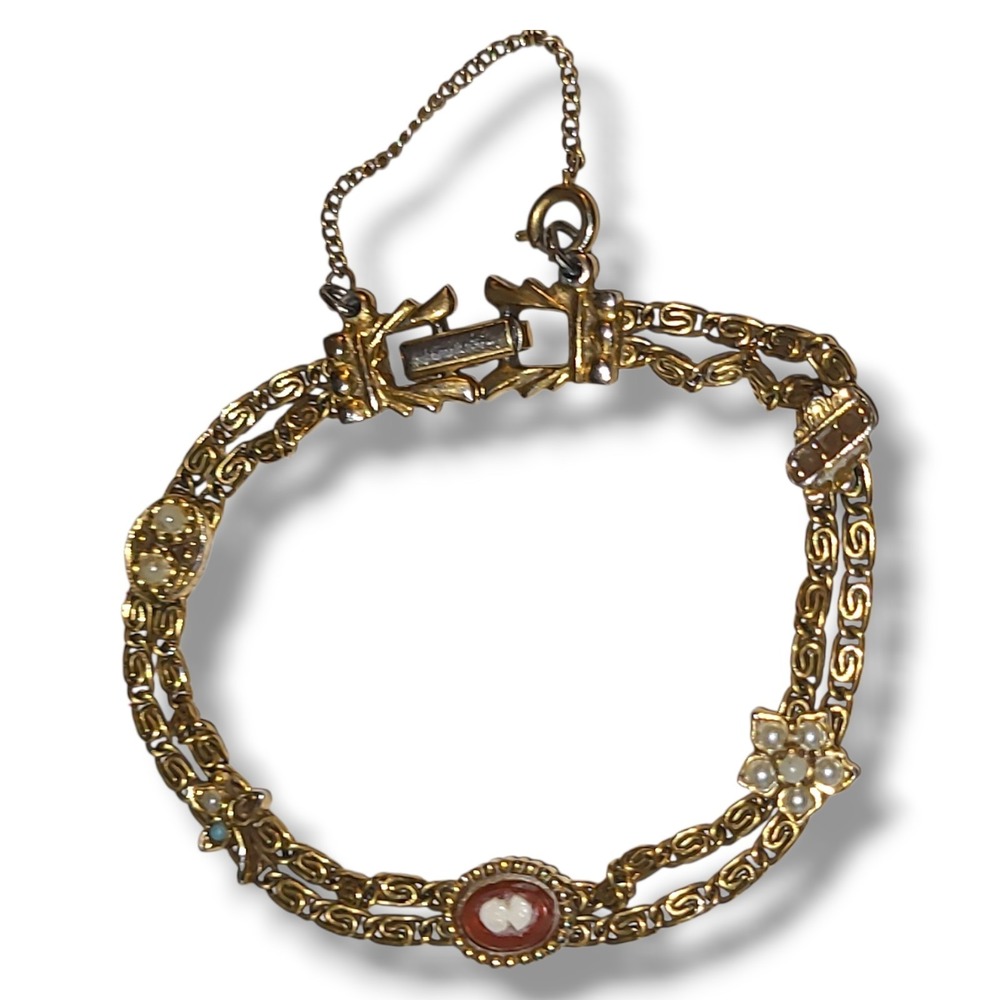 Vintage Goldette NY Cameo Charm Bracelet Double Chain Faux Pearl 7.25"